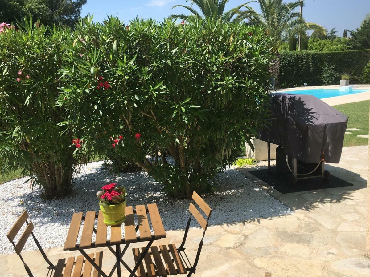 Charmante Villa Familiale Vence Exteriér fotografie